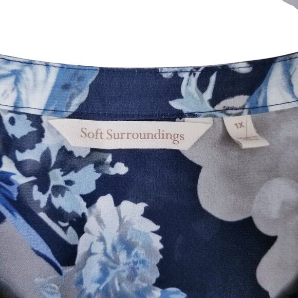 SOFT SURROUNDINGS Size 1X Blues Floral Chiffon Pullover Tunic Roll Tab Sleeves - Picture 4 of 5